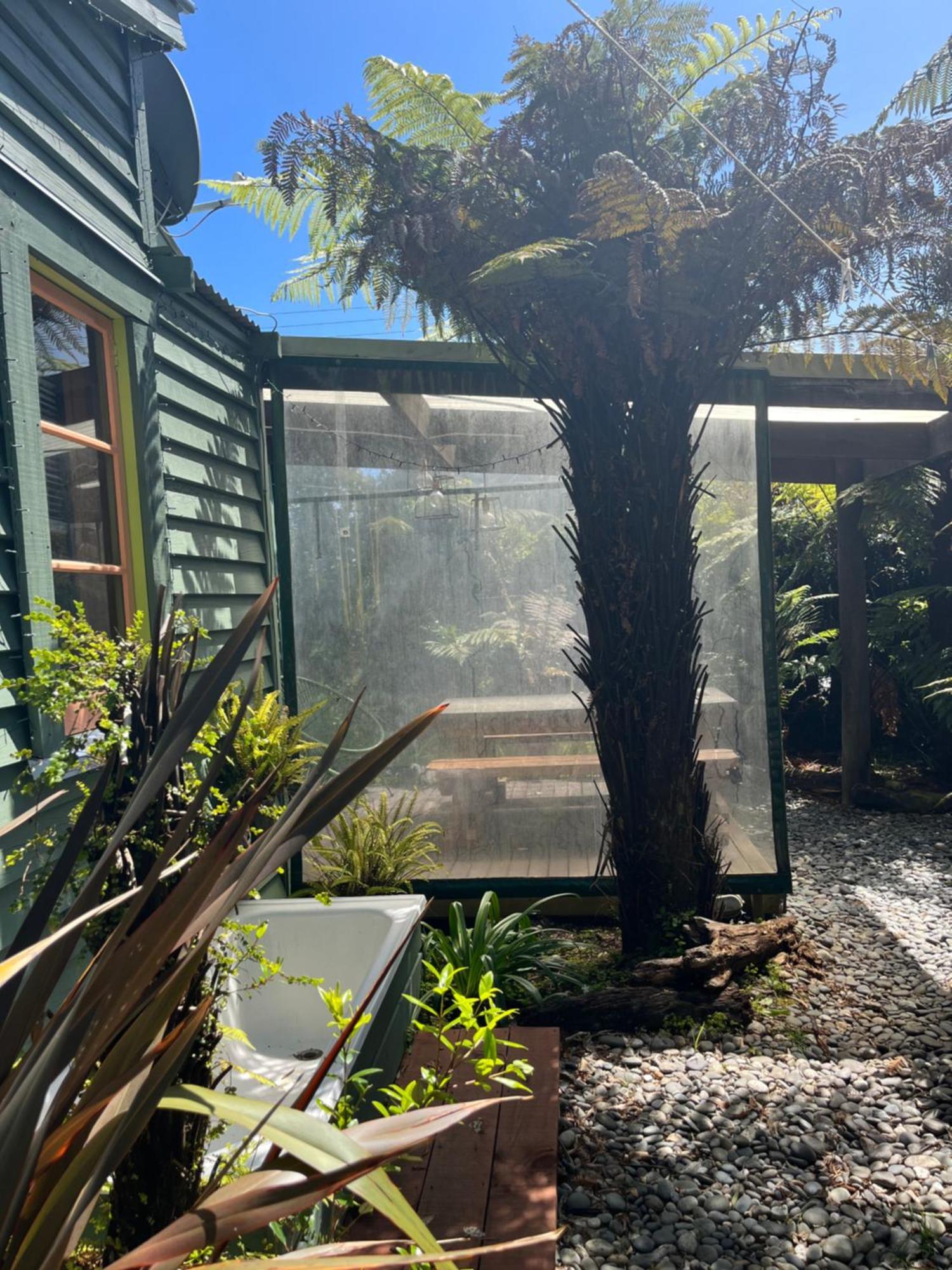 Holiday home Classic Kiwi Bach Granity